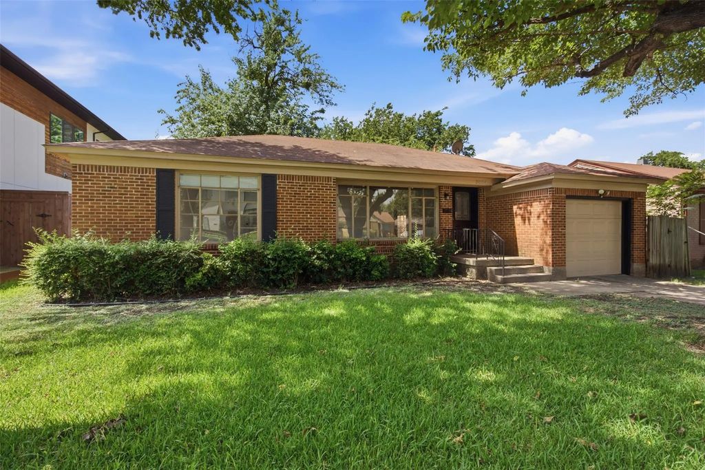 3884 Van Ness Lane, Dallas