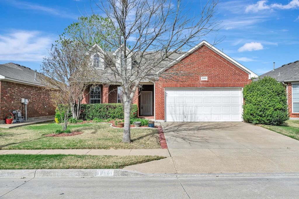 12901 Farmington Drive, Fort Worth