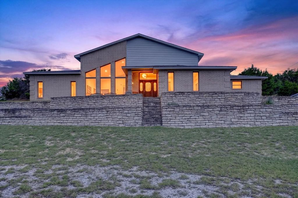 108 Lake Circle Court, Weatherford