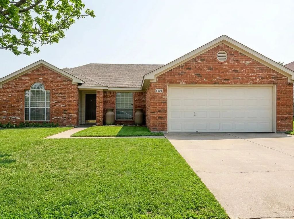 1709 Ryanfeld Drive, Mansfield