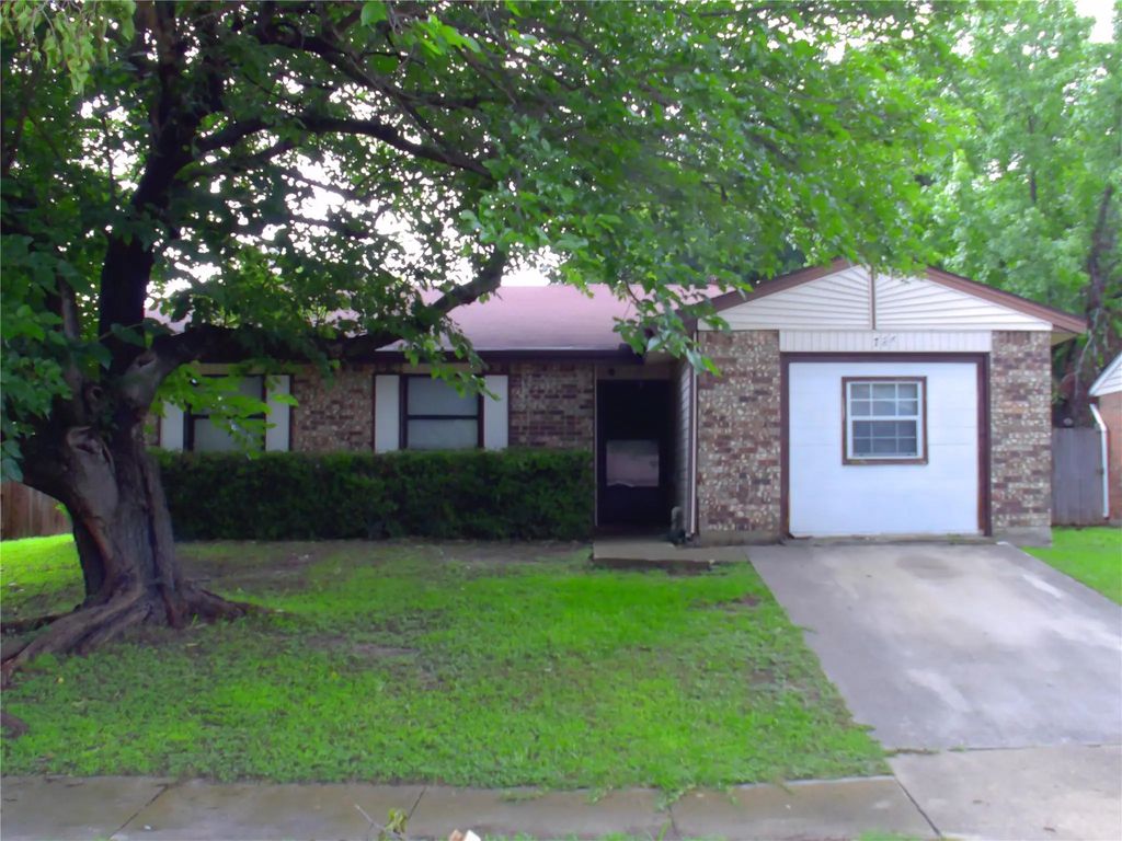 726 Holliday Lane, Duncanville