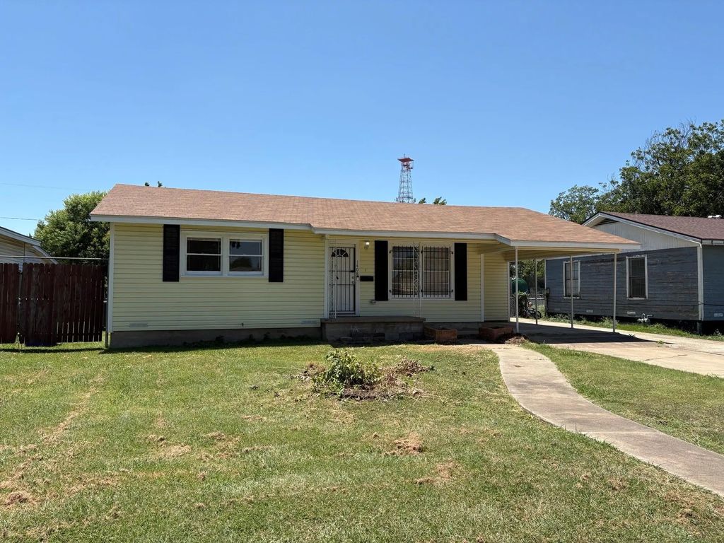 1408 Guthrie Drive, Waco