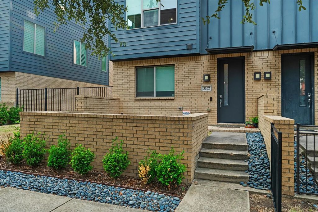 3102 Pavonia Drive, Dallas