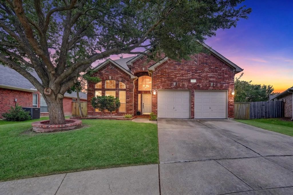 6108 Hillcrest Drive, Sachse