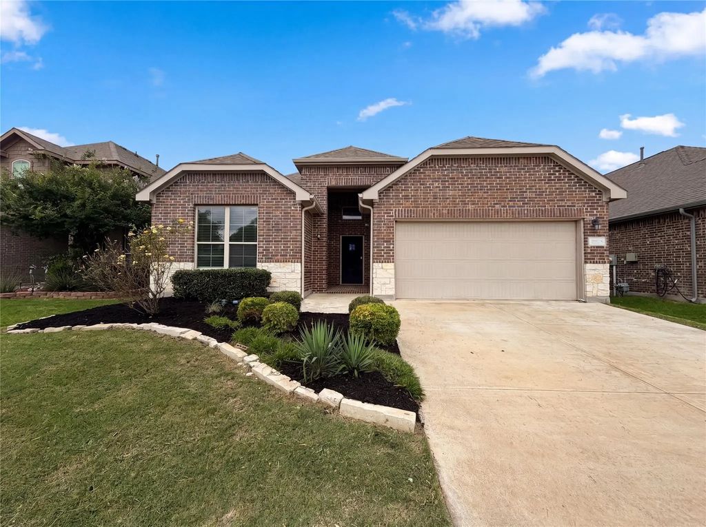 929 Dove Cove, Argyle