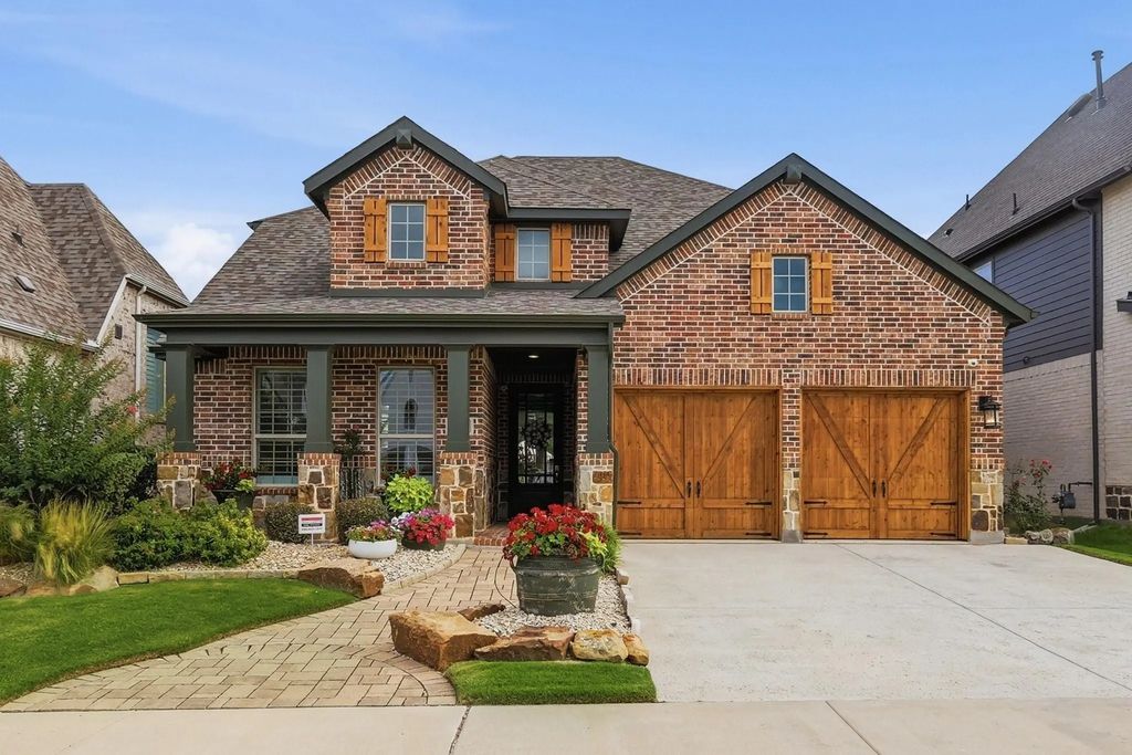 1112 Homestead Way, Argyle