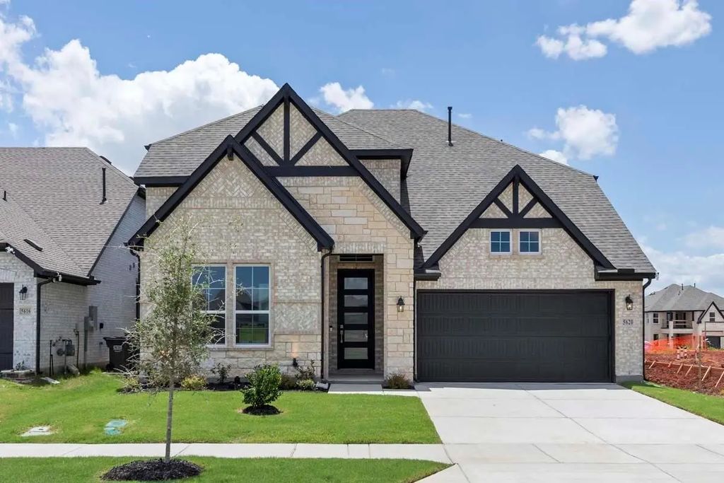 5620 Chevalier Way, Celina