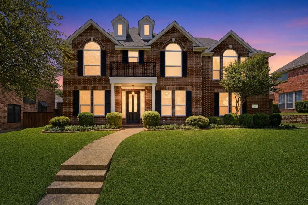 1123 Hampton Drive, Allen