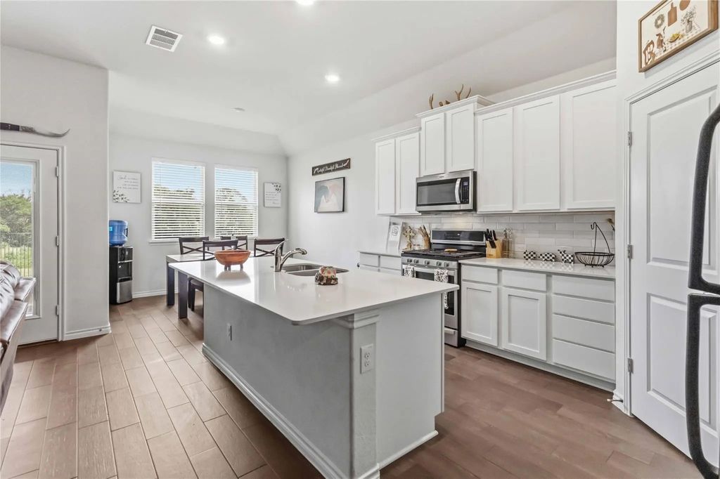 11005 Mustang Trail, Aubrey