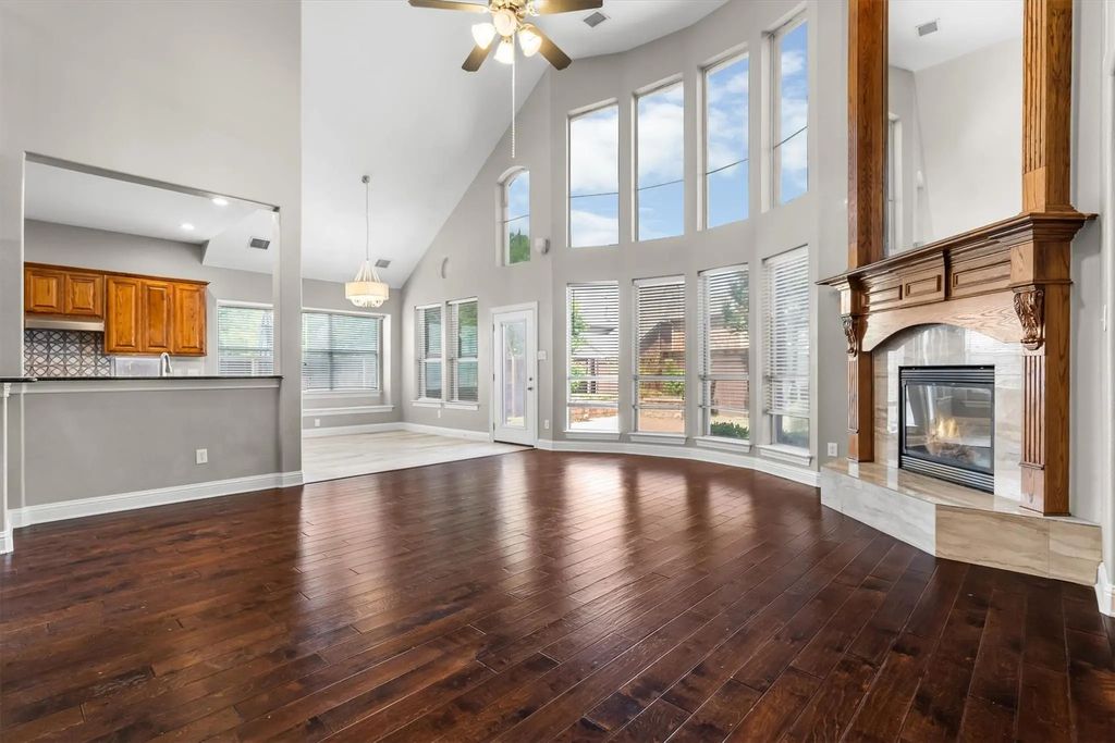 8381 Fullerton Street, Lantana