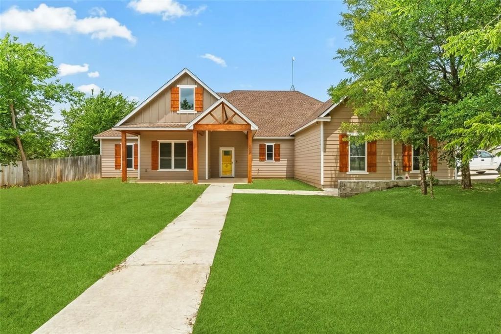1754 Riverview Drive, Cleburne