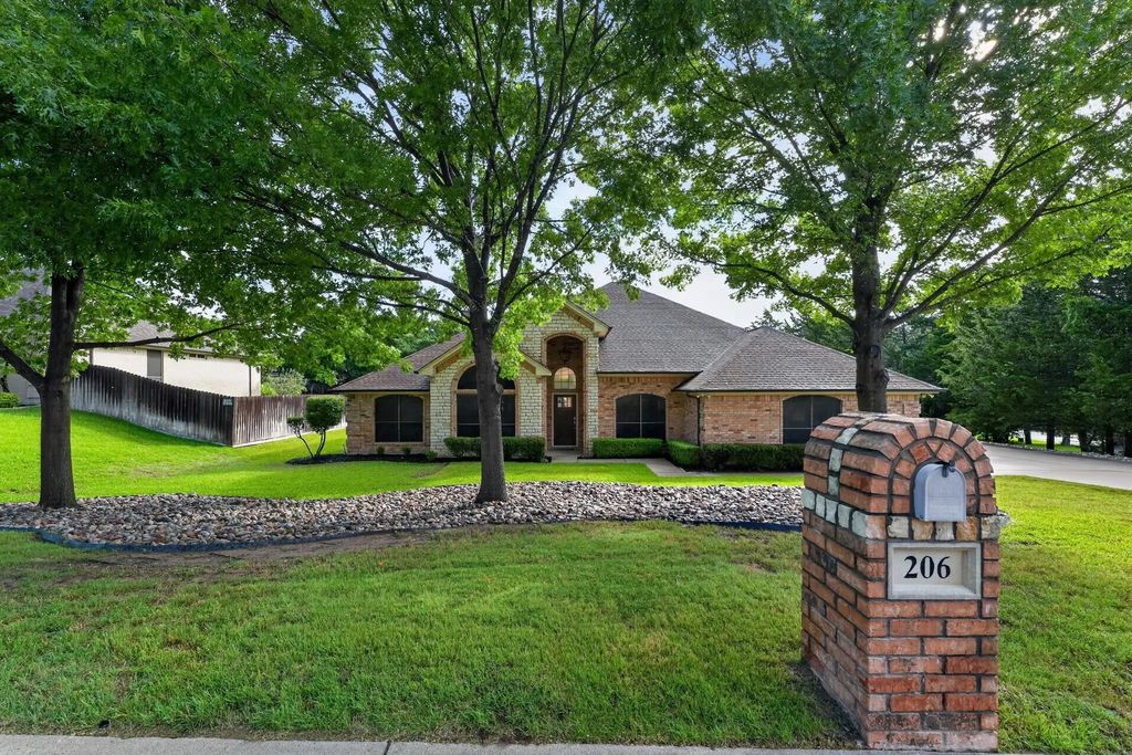 206 Utopia Trail, Weatherford