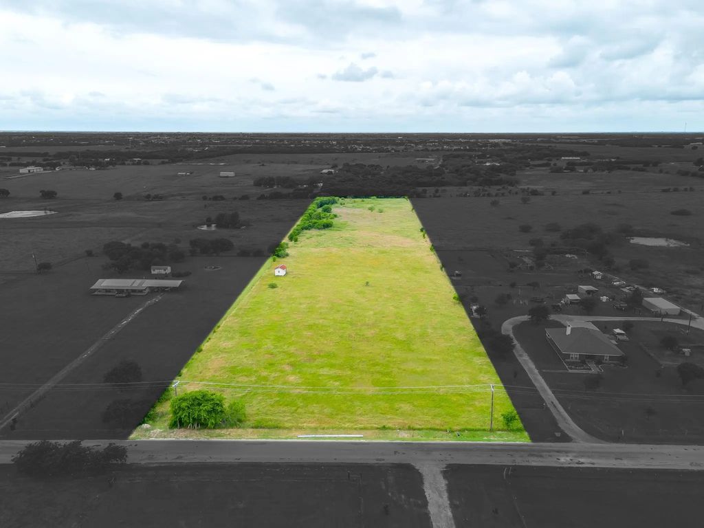 3833 County Road 616, Alvarado
