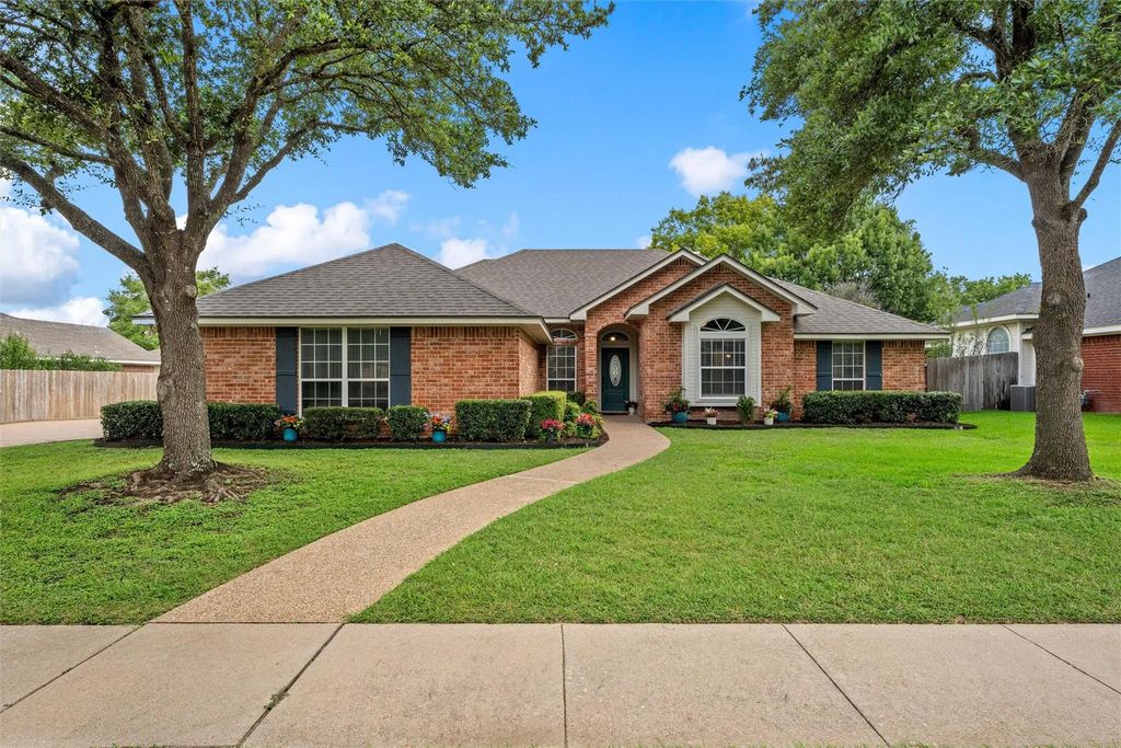 10013 Rodeo Drive, Waco