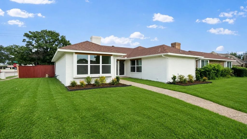 3002 University Drive, Plano