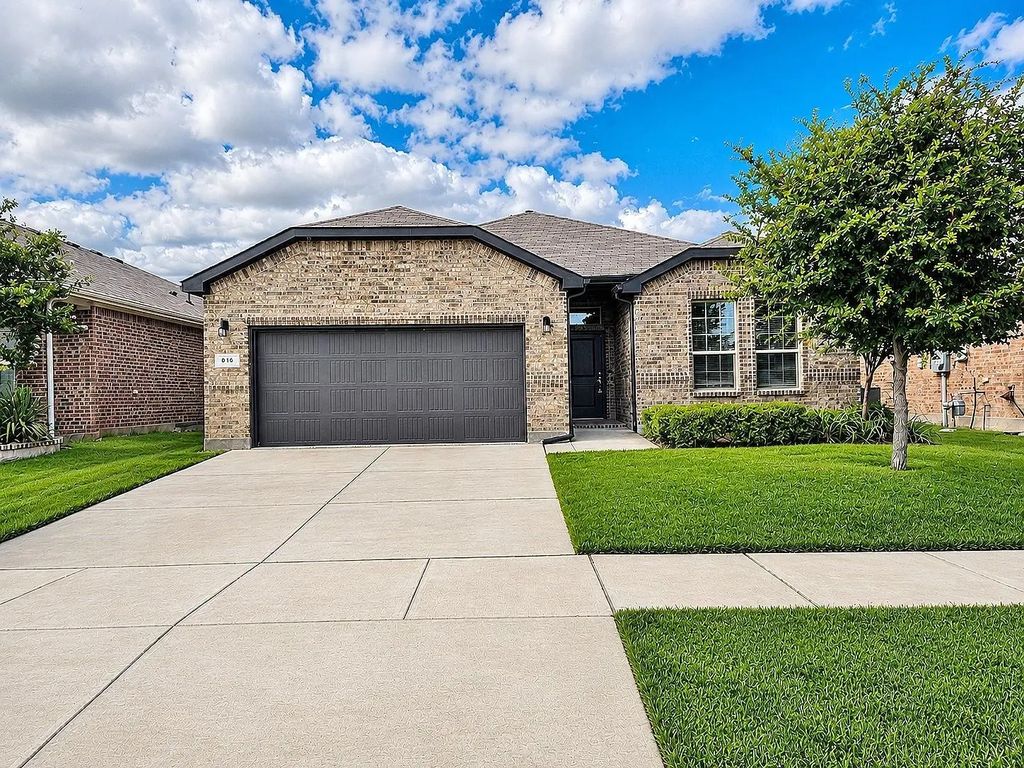 816 Wilmott Terrace, Fort Worth