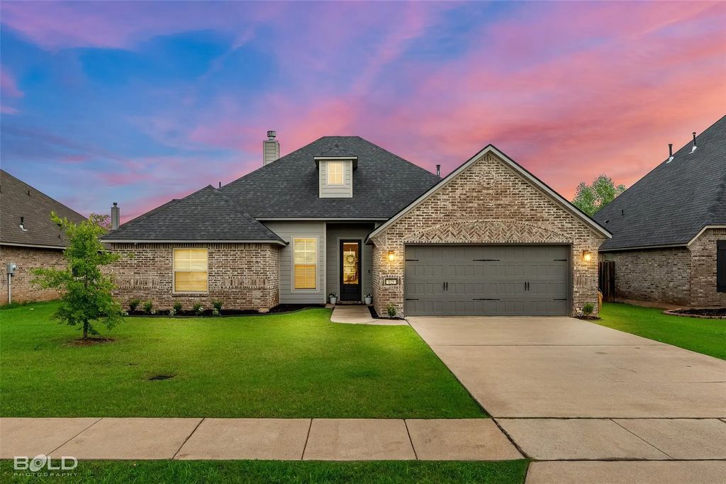829 Abita Chase, Bossier City