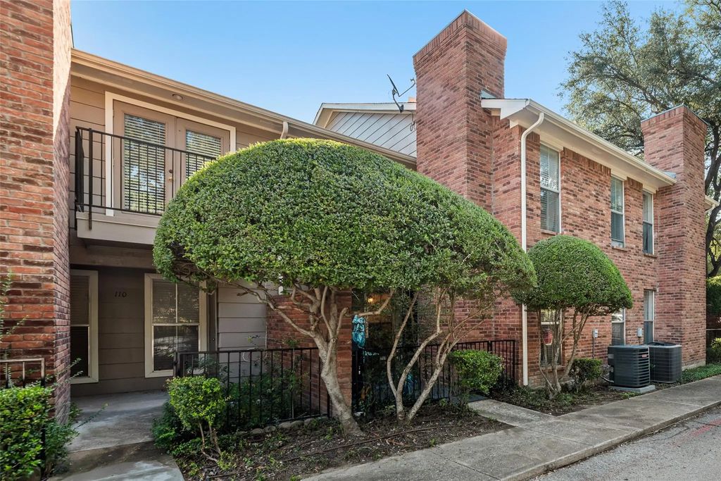 7510 Holly Hill Drive 111, Dallas