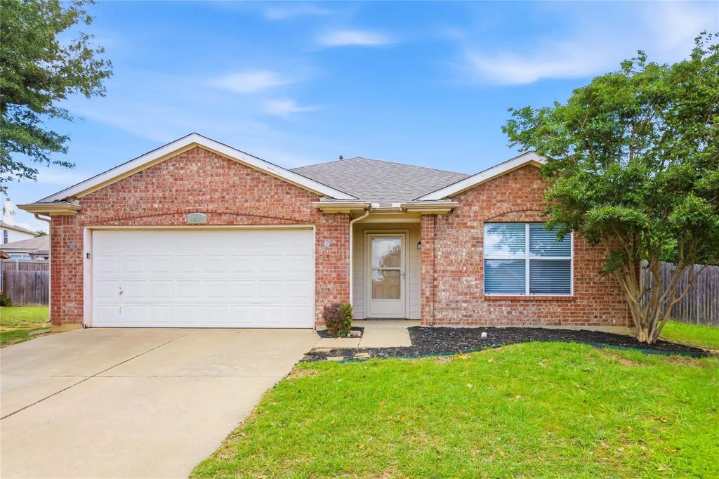 1401 Horseshoe Bend Court, Fort Worth