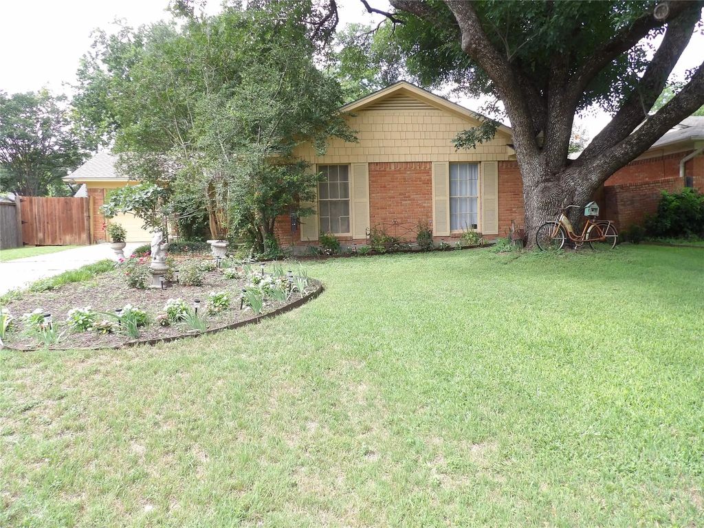 710 James Drive, Richardson
