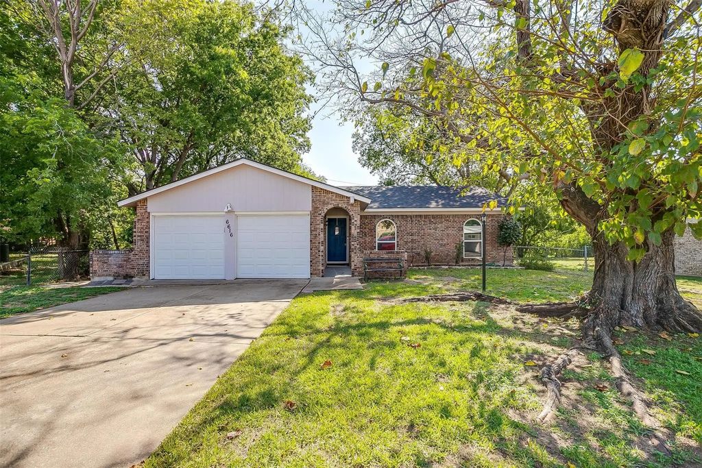 6616 Rickee Court, Watauga