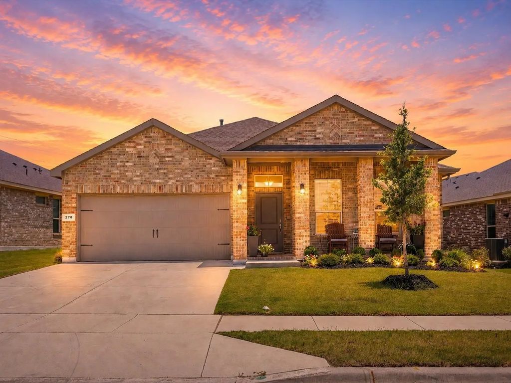 270 Lunayena Road, Rhome