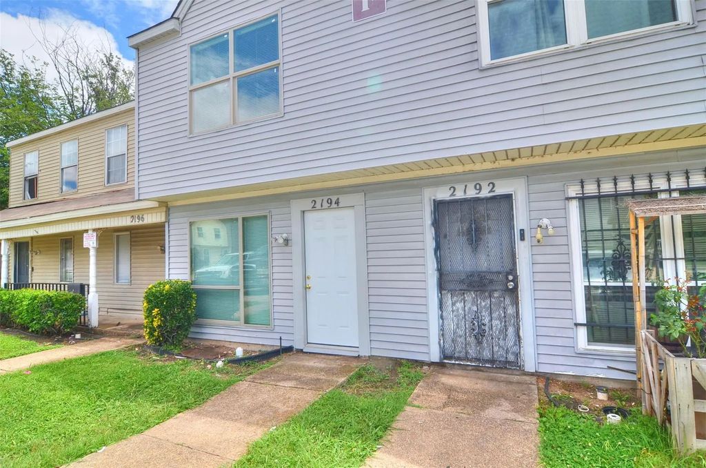 2194 Aspen Drive, Dallas