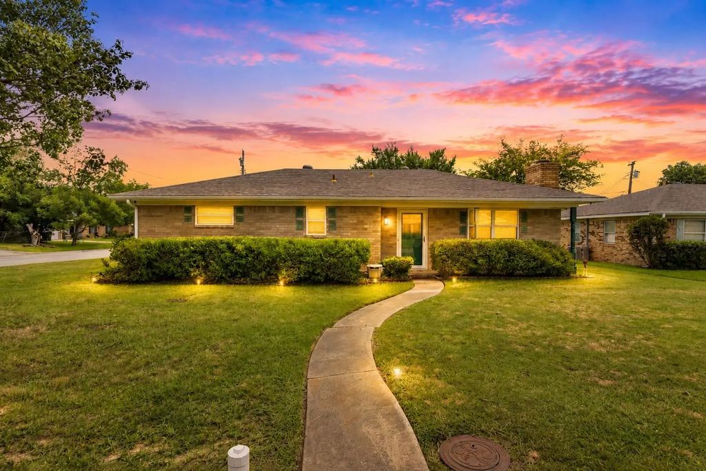 3501 Austin Avenue, Greenville