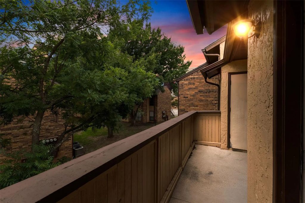 2109 Rainbow Drive 4420, Arlington