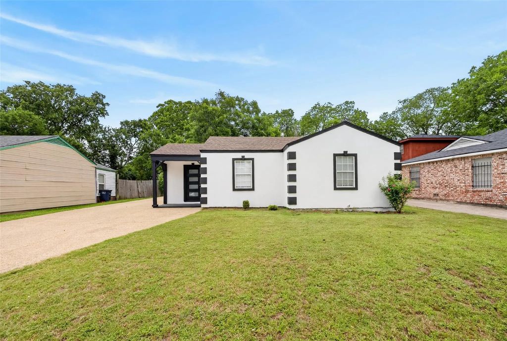 3220 Illinois Avenue, Fort Worth