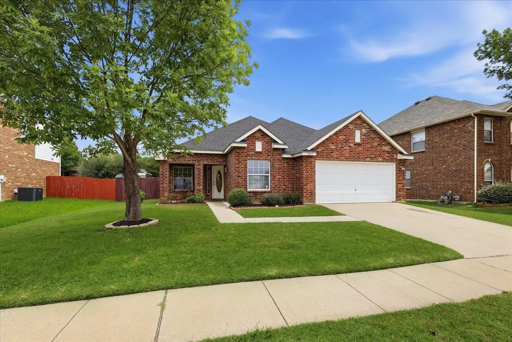 5217 Shiver Road, Fort Worth