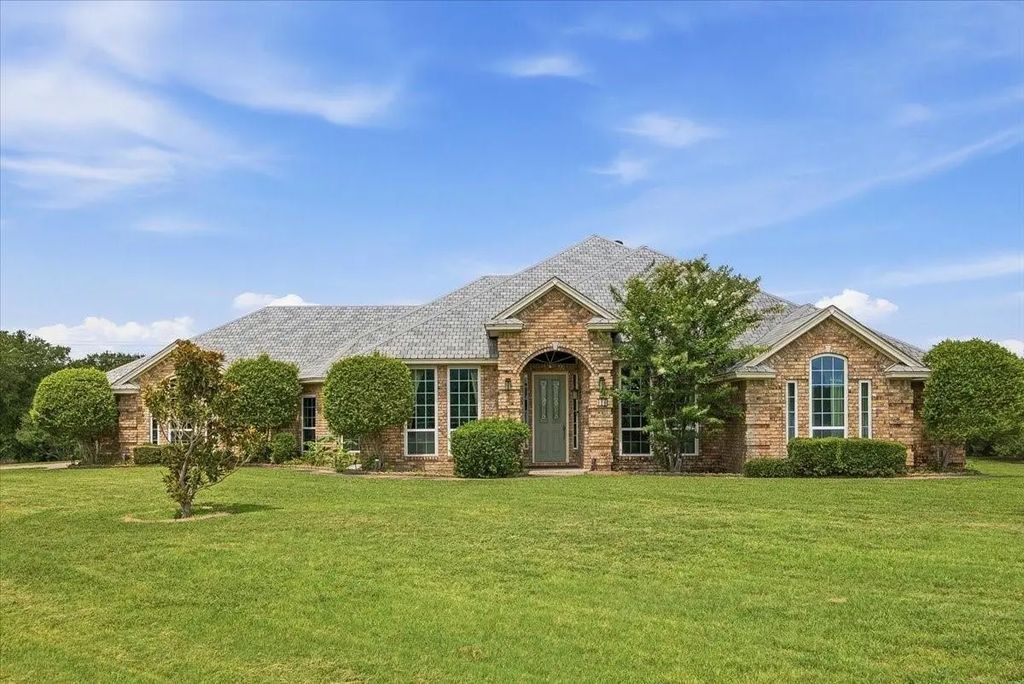 116 River Creek Lane, Aledo