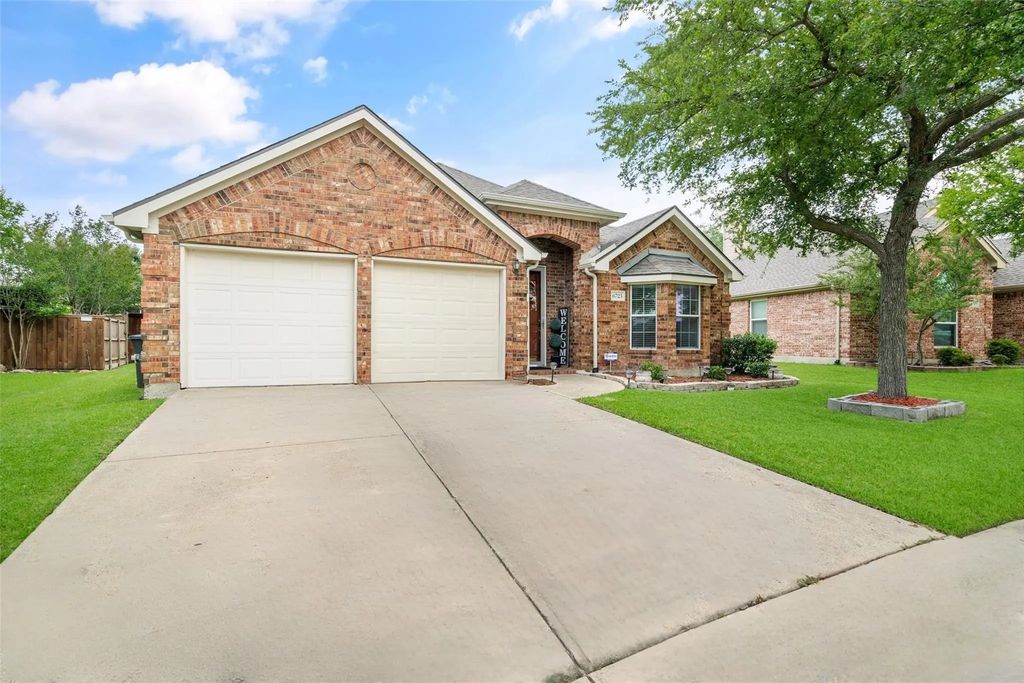 6725 Woodcrest Lane, Sachse