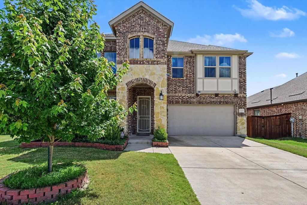 1869 Arbor Drive, Forney