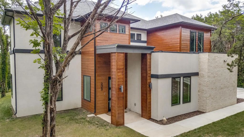 608 Redbud Court, Cedar Hill