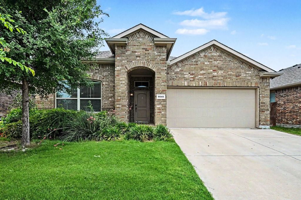 9040 Twin Mills Boulevard, Fort Worth