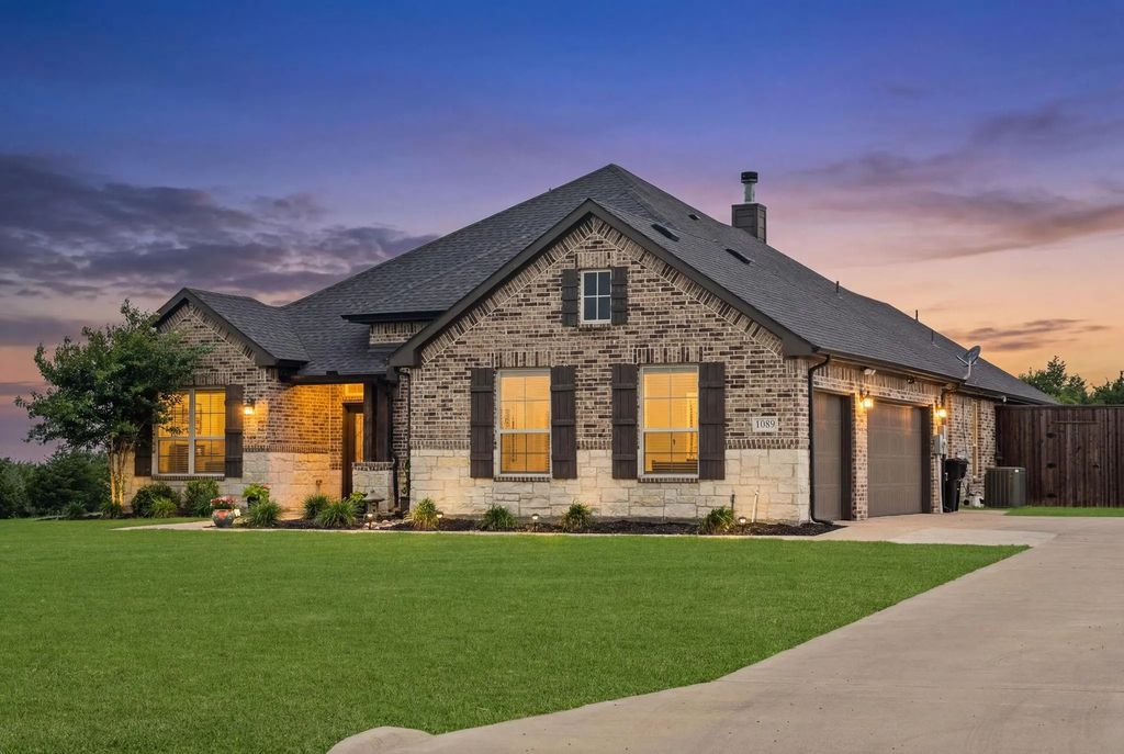 1089 Emilia Drive, Farmersville