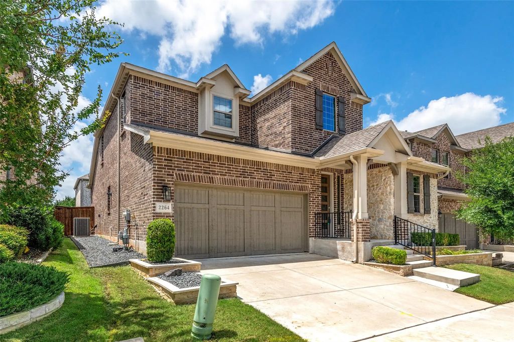 2264 Washington Drive, Carrollton