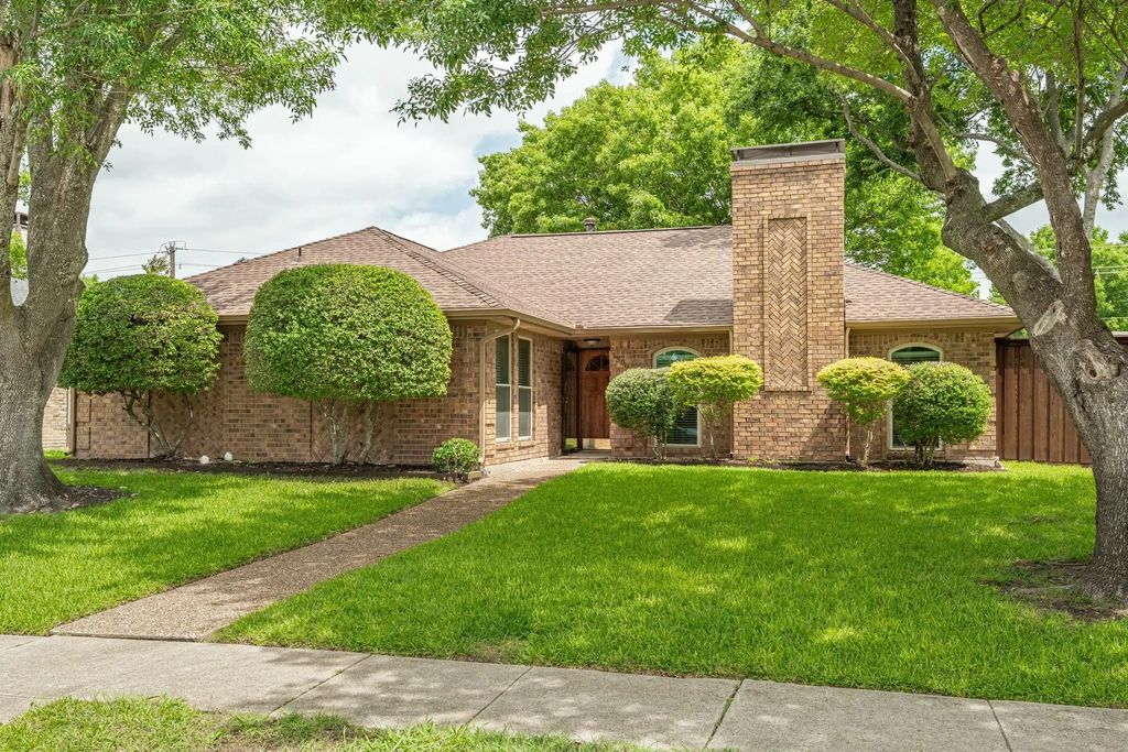 1309 Sandy Creek Drive, Allen