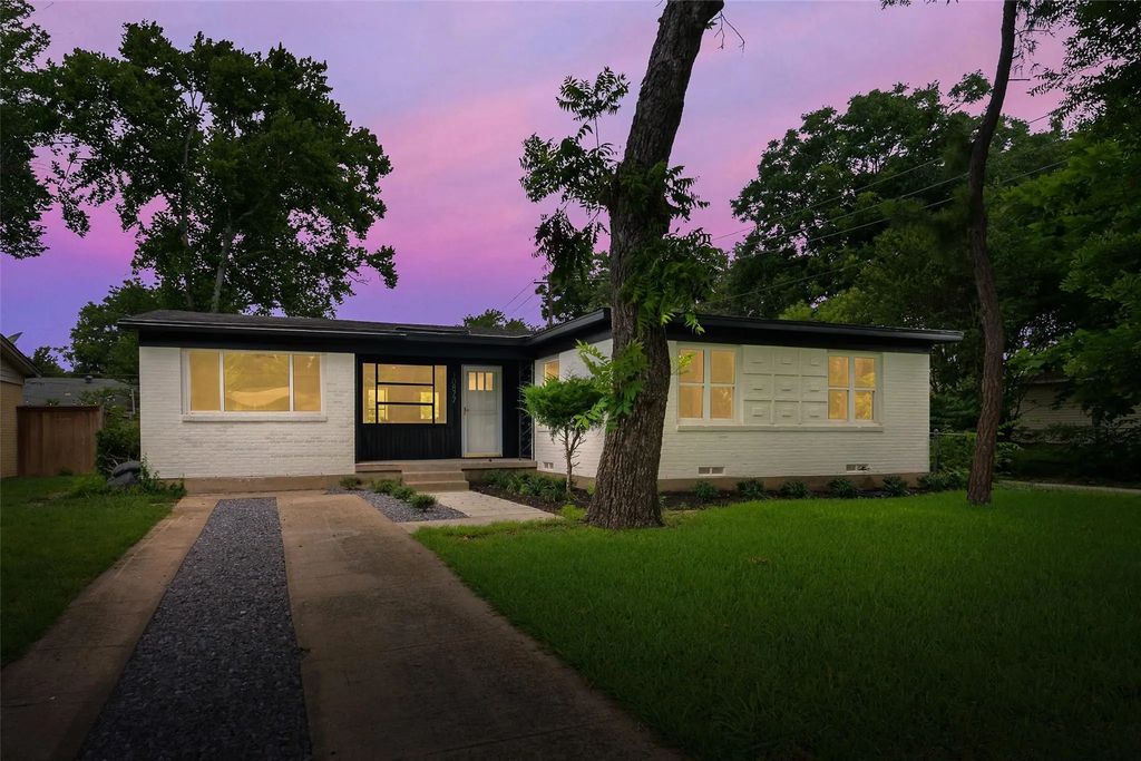 10877 Mandalay Drive, Dallas