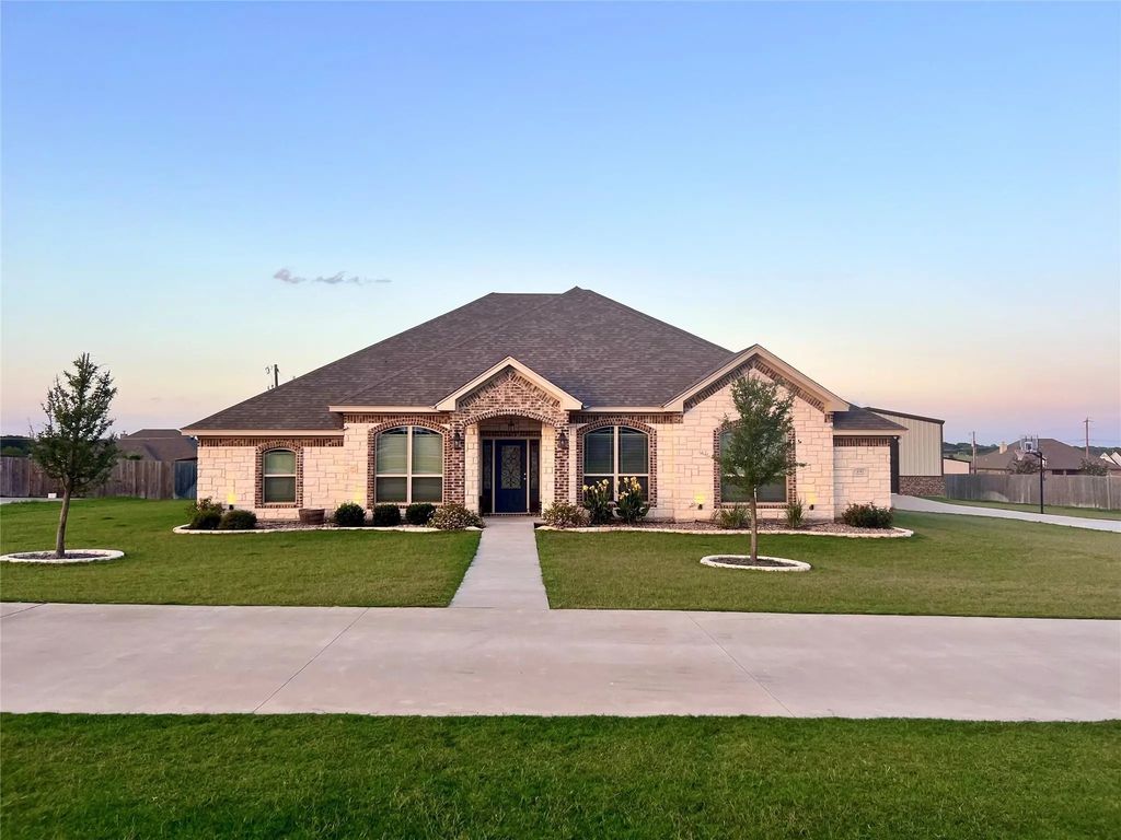 247 Sportsman Drive, Lorena