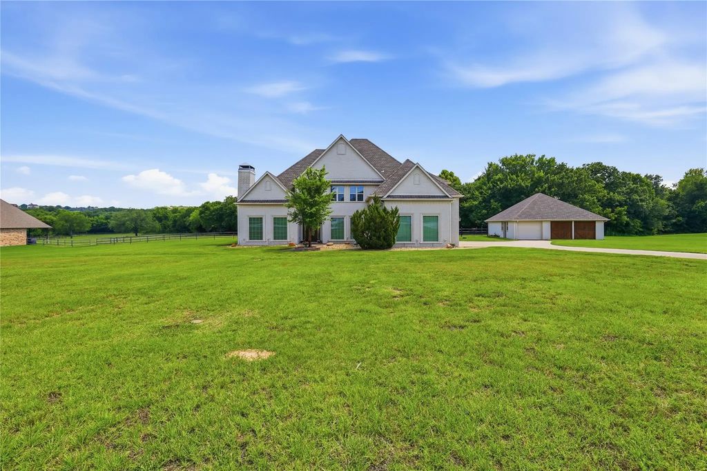 152 N Boyce Lane, Fort Worth