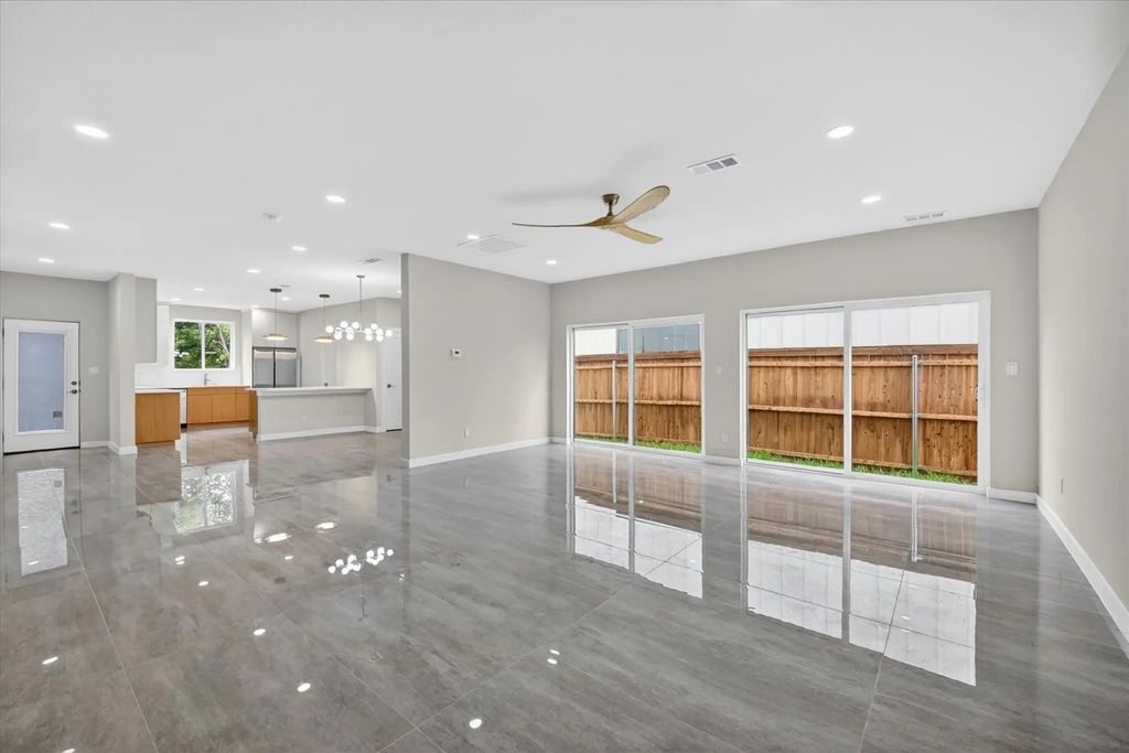 119 Rolston Road, Irving