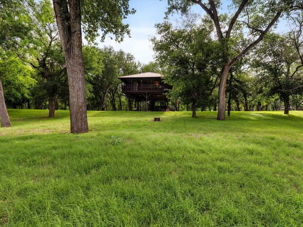 7144 River Trail, Weatherford