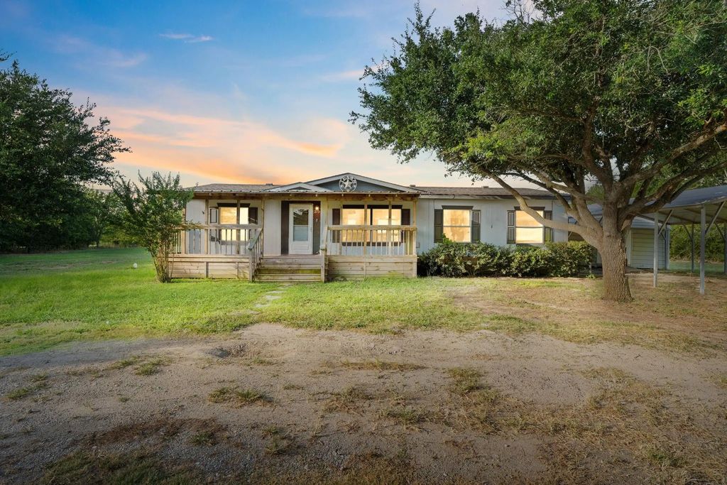 2179 Private Road 2545, Quinlan