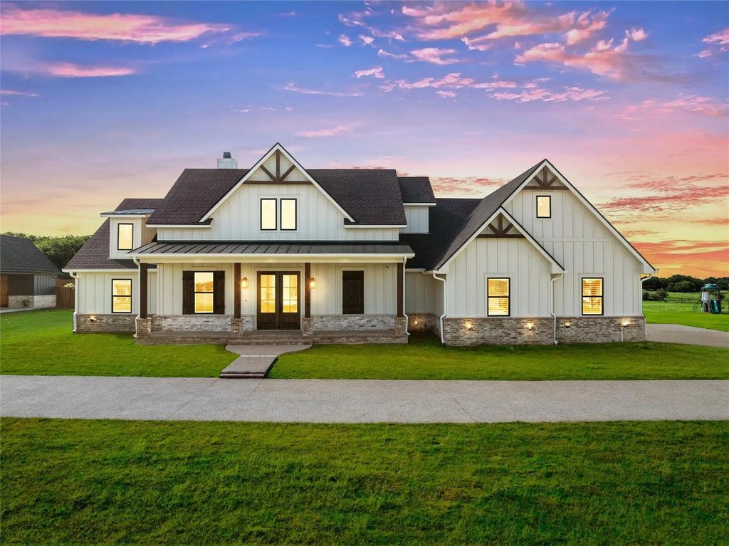 206 Southern Heights Drive, Lorena
