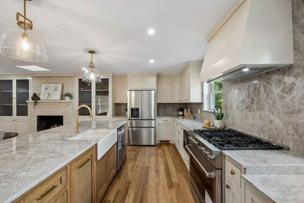 7048 Arboreal Drive, Dallas