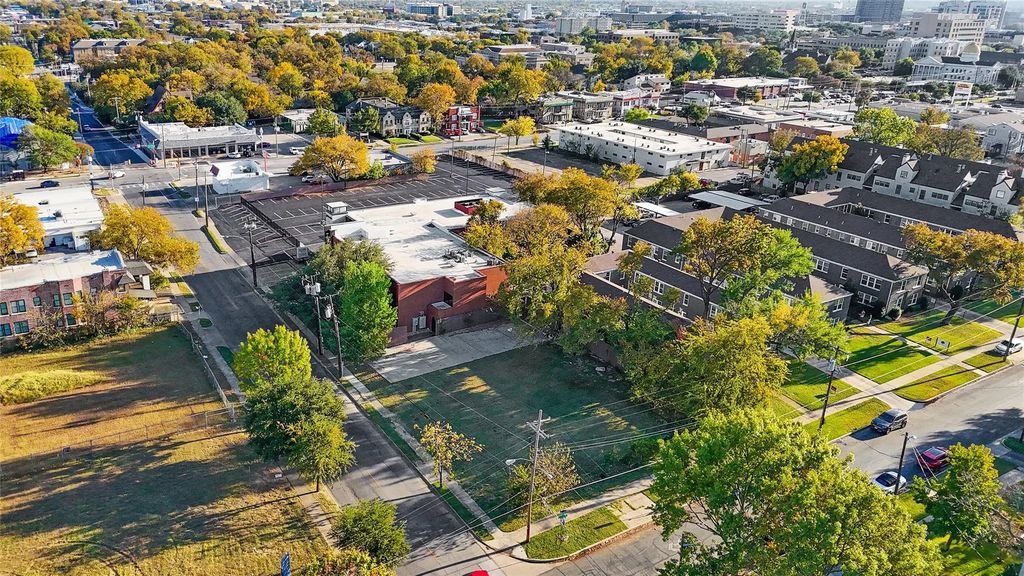 4422 Swiss Avenue, Dallas