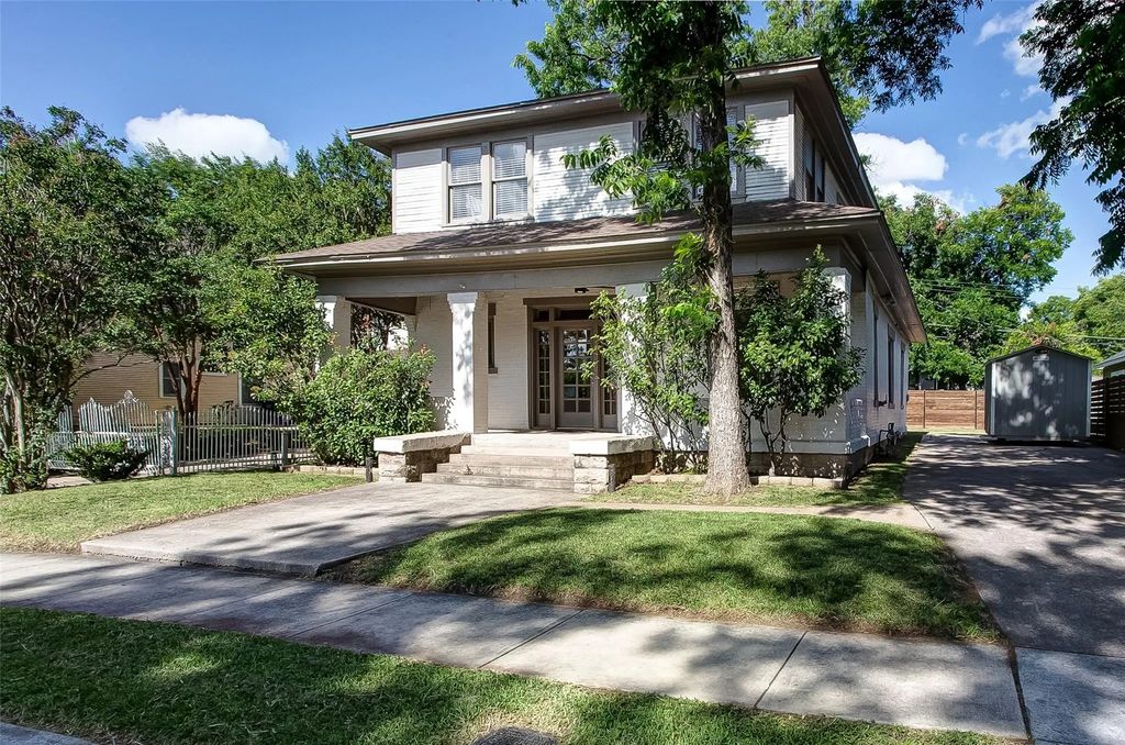 1601 S Henderson Street, Fort Worth