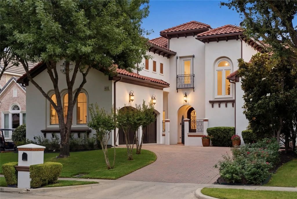 4232 Saint Andrews Boulevard, Irving